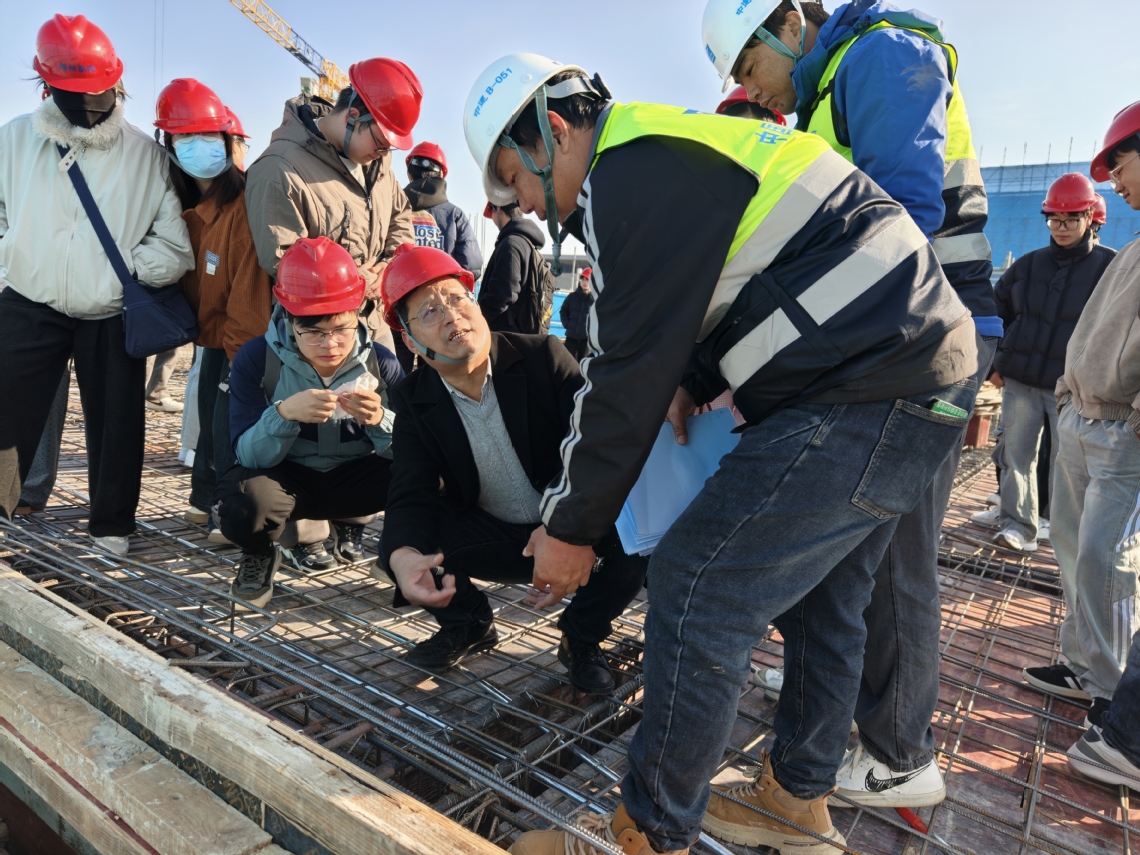 工地變課堂 鋼筋工程實踐教學鍛造新時代建筑工匠
